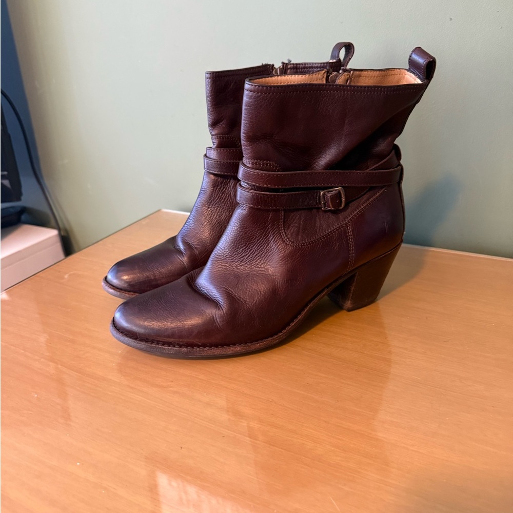 FRYE Dark Brown Leather Ankle Boots